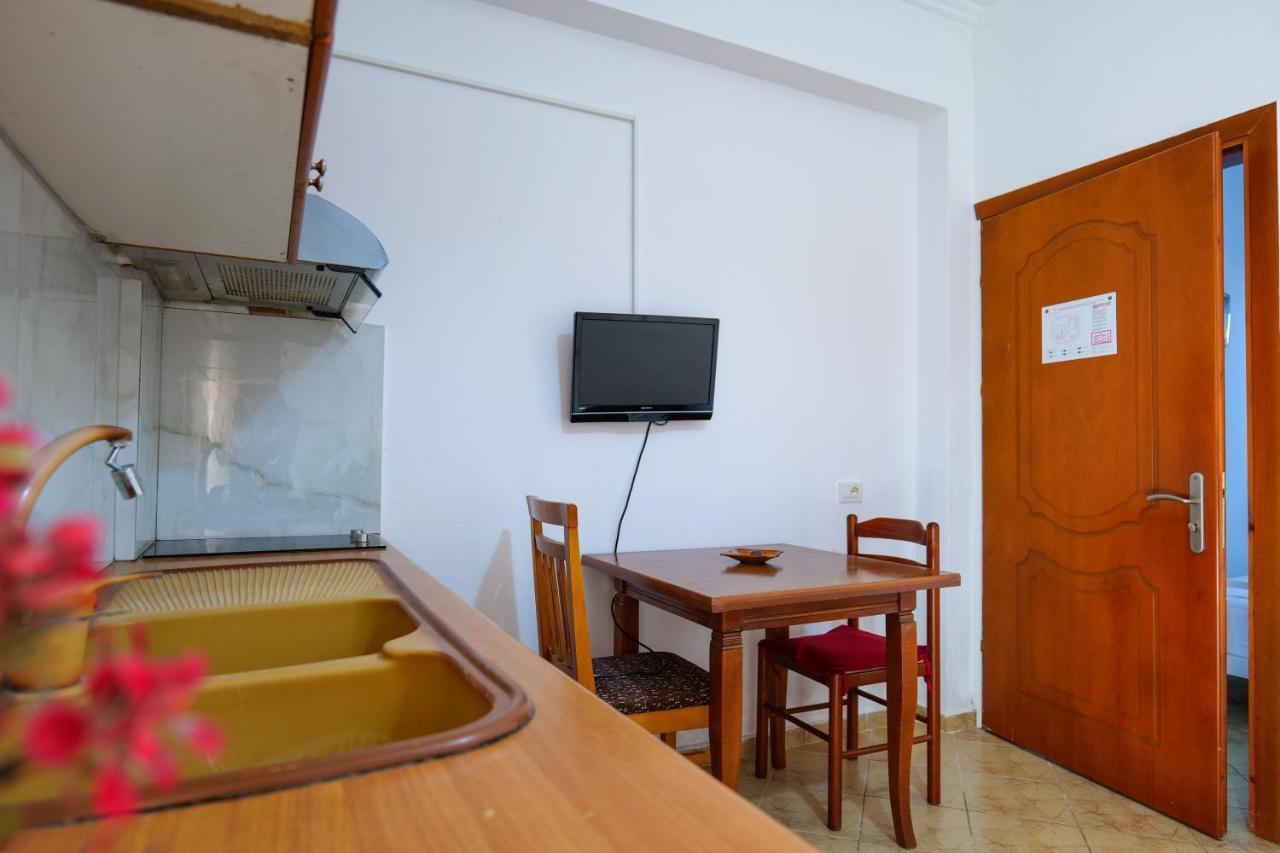 Guest House Gerard Εξαμίλιο Εξωτερικό φωτογραφία