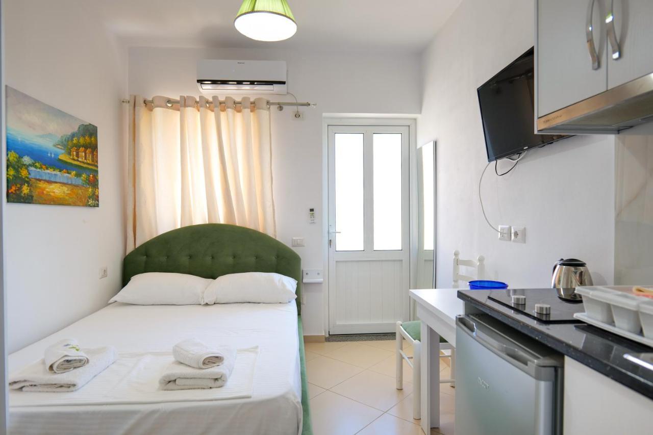Guest House Gerard Εξαμίλιο Εξωτερικό φωτογραφία
