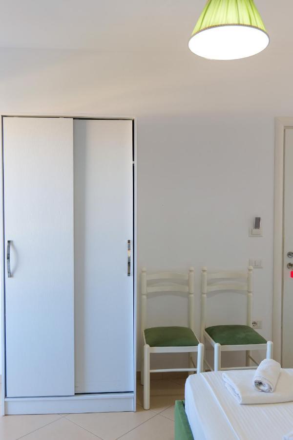 Guest House Gerard Εξαμίλιο Εξωτερικό φωτογραφία