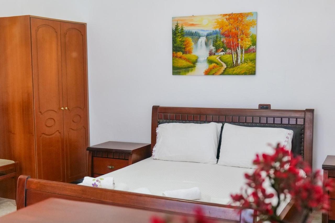 Guest House Gerard Εξαμίλιο Εξωτερικό φωτογραφία