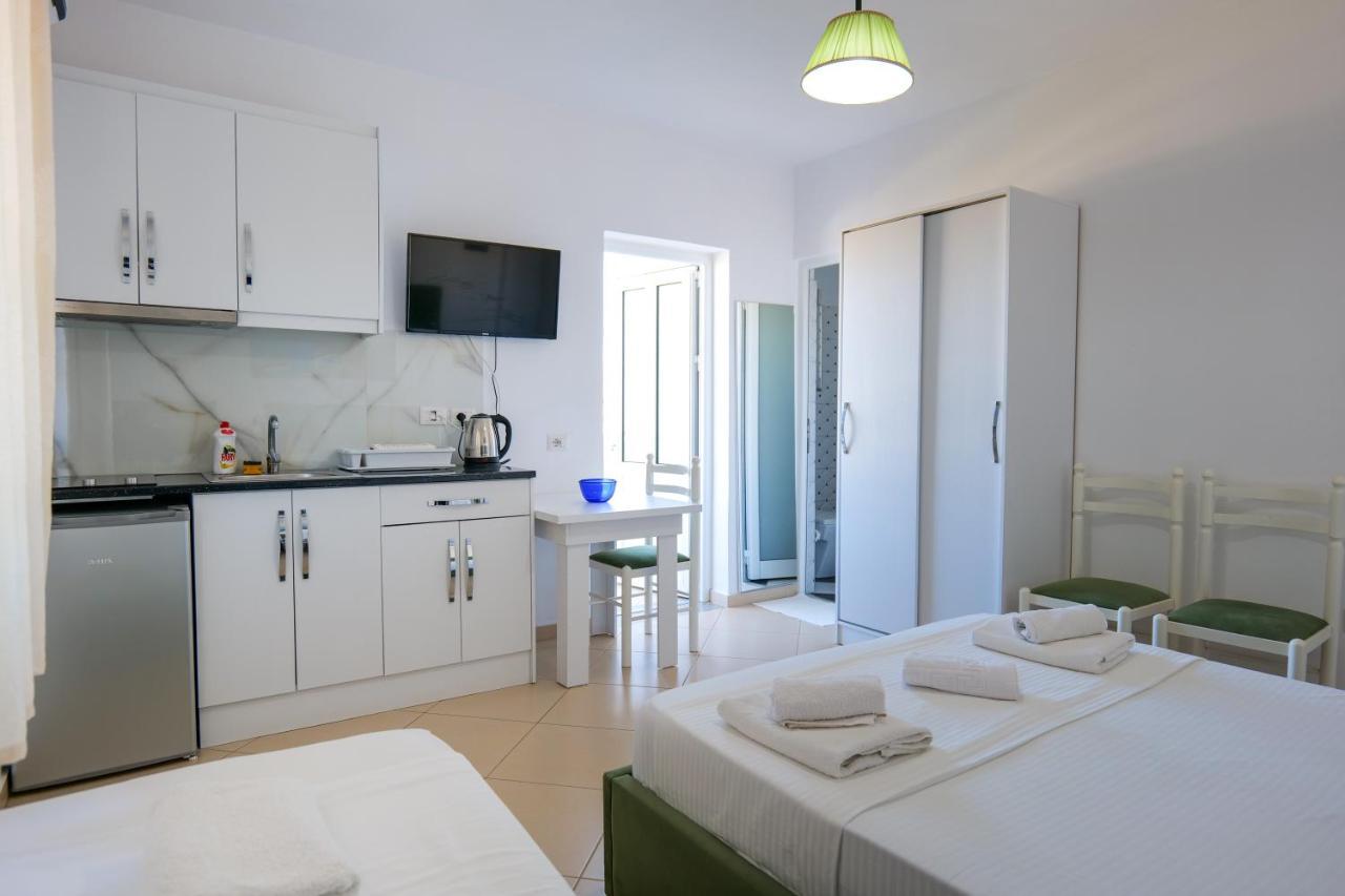 Guest House Gerard Εξαμίλιο Εξωτερικό φωτογραφία