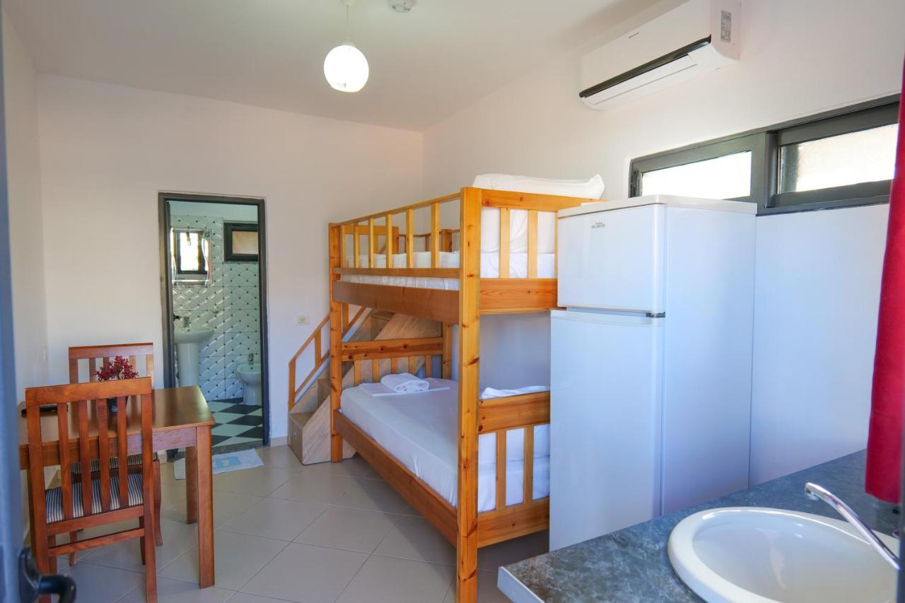 Guest House Gerard Εξαμίλιο Εξωτερικό φωτογραφία