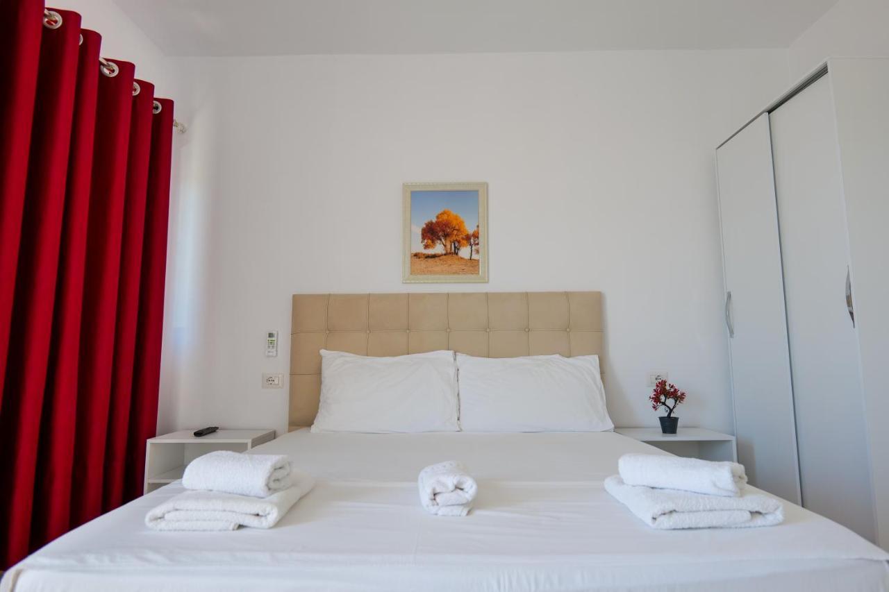 Guest House Gerard Εξαμίλιο Εξωτερικό φωτογραφία