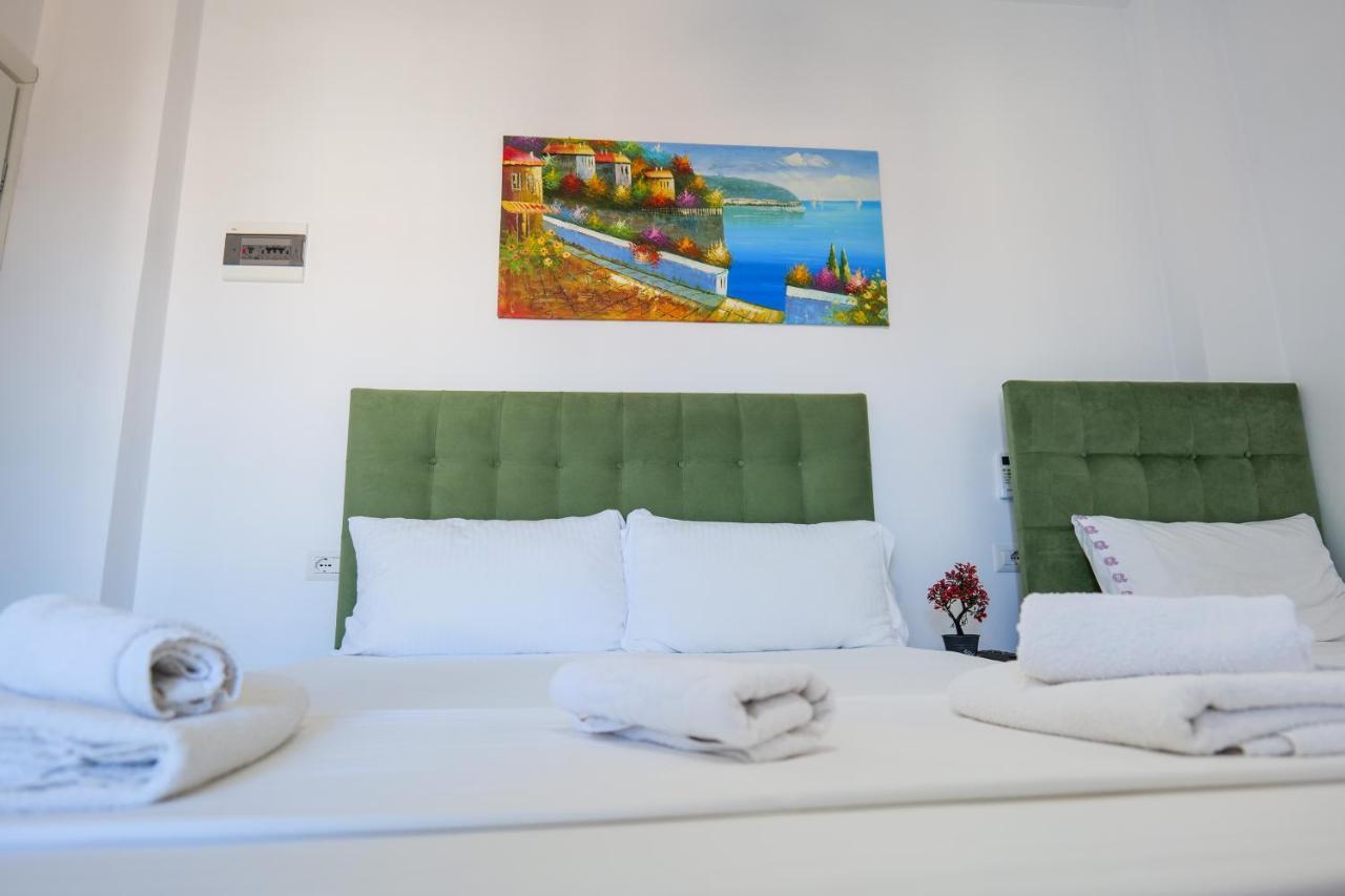 Guest House Gerard Εξαμίλιο Εξωτερικό φωτογραφία
