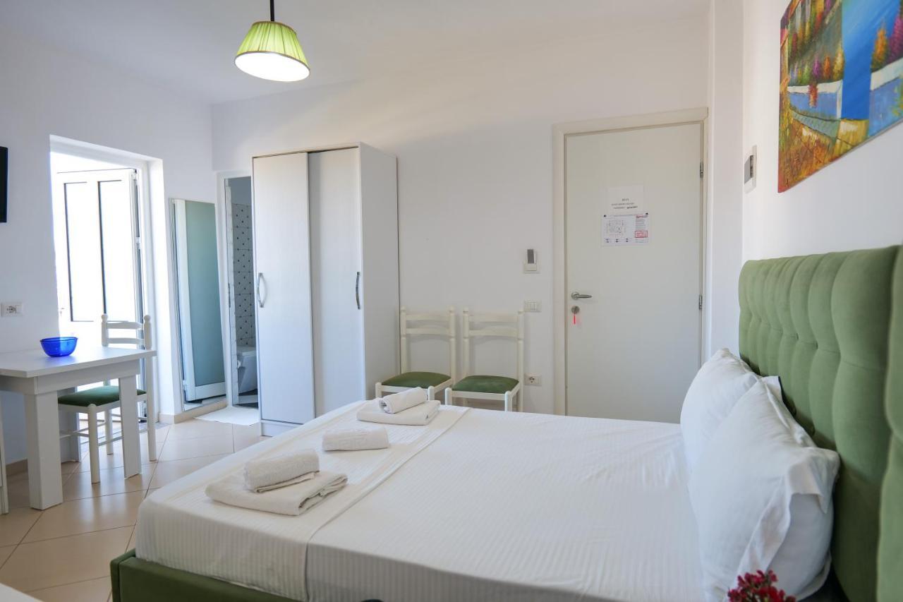 Guest House Gerard Εξαμίλιο Εξωτερικό φωτογραφία