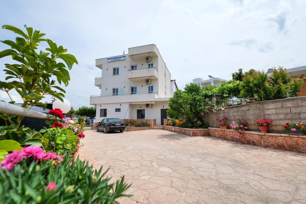 Guest House Gerard Εξαμίλιο Εξωτερικό φωτογραφία
