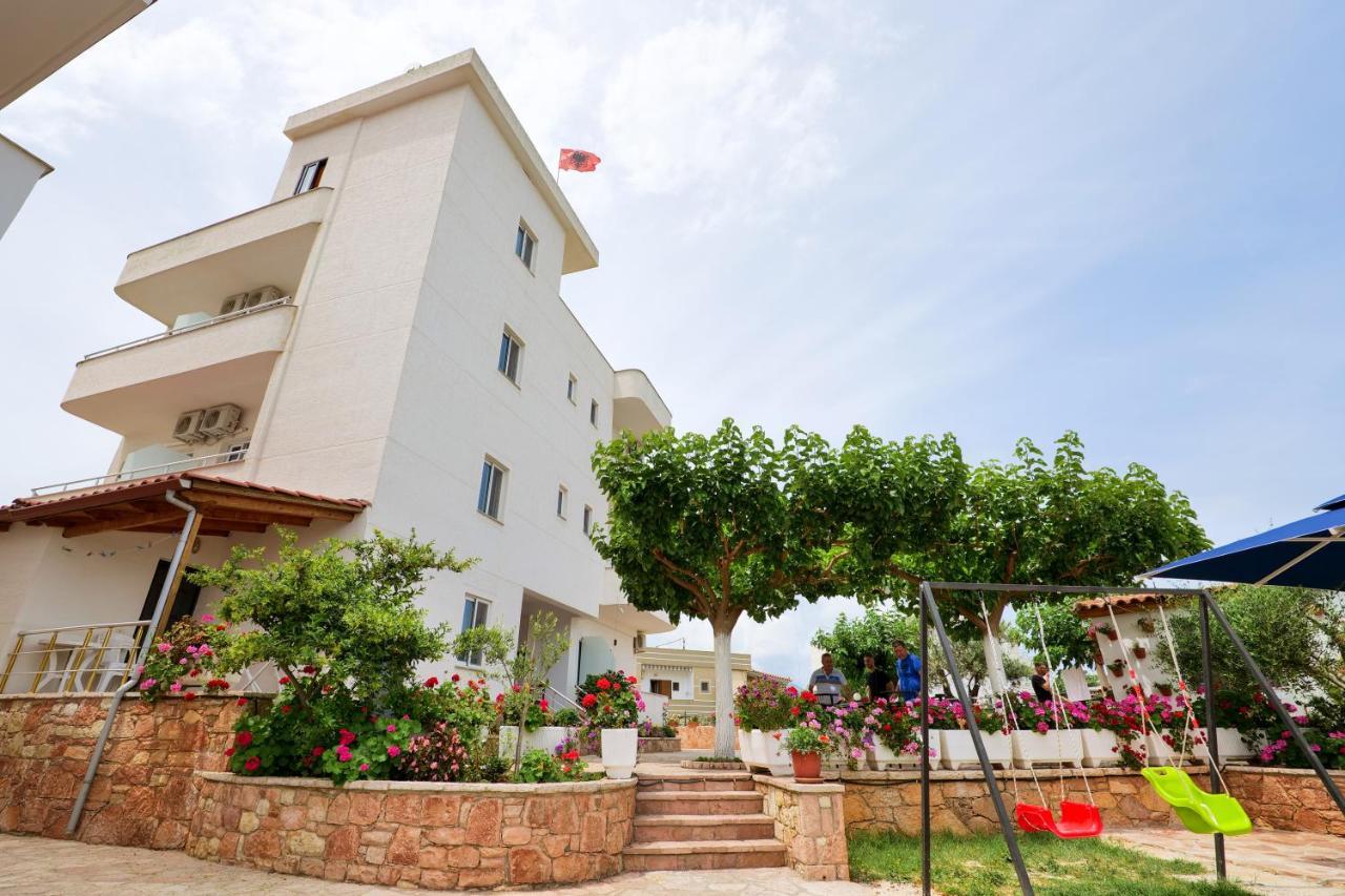 Guest House Gerard Εξαμίλιο Εξωτερικό φωτογραφία
